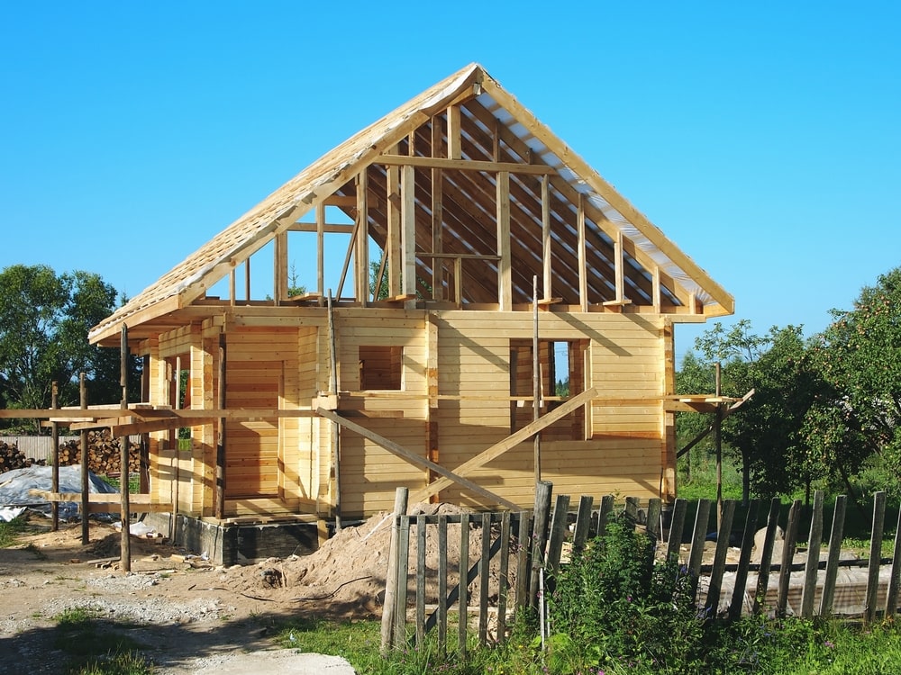 techniques de construction de maisons en bois